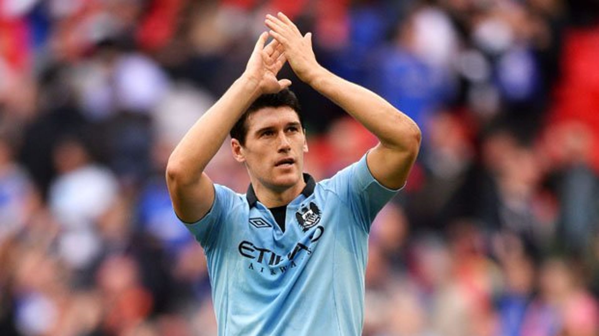 Gareth Barry for Manchester City, Credit: Twitter/@ManCity