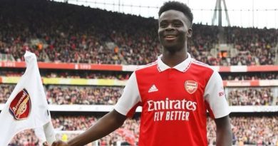 Arsenal winger Bukayo Saka celebrates a goal; Credit: Twitter@BukayoSaka87