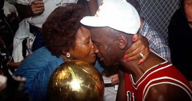 Michael Jordan with his mother in a file photo [Image-nba.com]