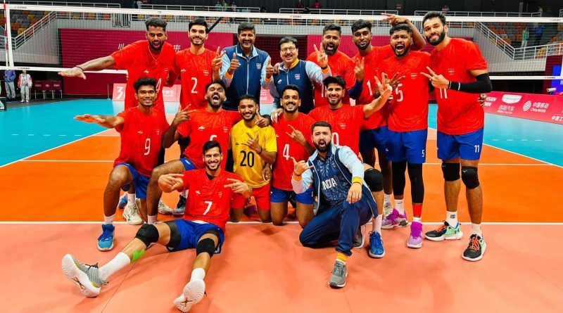 The Indian volleyball contingent for the Asian Games (image credits- twitter@WeAreTeamIndia)