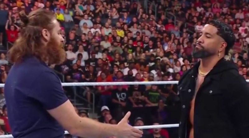Sami Zayn welcomes Main Event Jey Uso on WWE RAW [Image-Twitter@WWEonFOX]