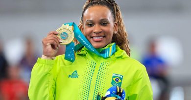 Rebeca Andrade won the gold medal at the Pan American Games 2023 (image credits- twitter@cbginastica)