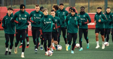 Manchester United in a practice session; Credit: Twitter@ManUtd