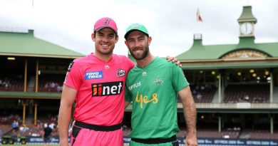 Glenn Maxwell and Moises Henriques in a file photo; Credit:Twitter@Gmaxi_32