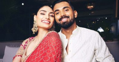KL Rahul with his wife Athiya Shetty in a file photo; Credit:Twitter@klrahul